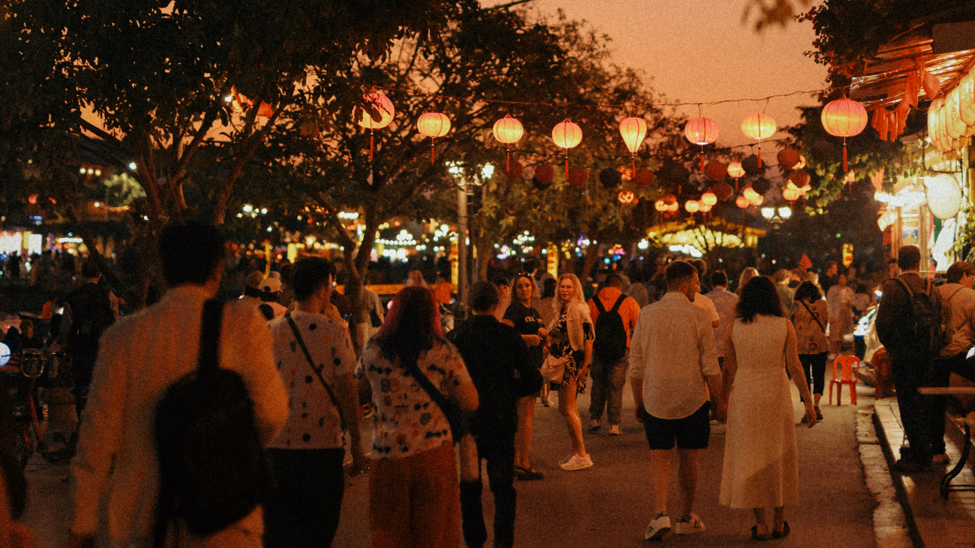 에어라인프로스 플라잉카펫 출시가 증명한 한 가지, 여행객은 더 이상 가공된 관광을 원치 않는다