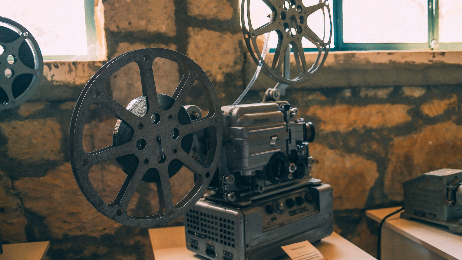 The Reel of Forbidden Kisses