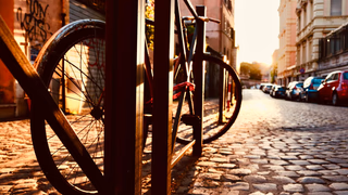 자전거를 찾아 로마를 헤매는 한 남자