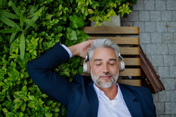 Can Smart Headphones Actually Improve Your Sleep?