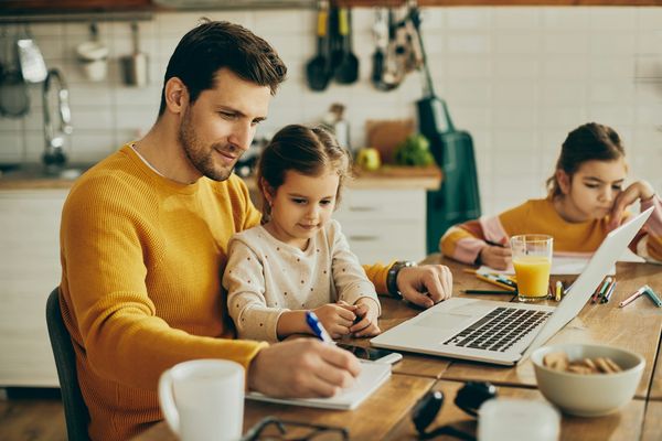 Hybrid Work Redefines Family Rituals: 2026 Insight